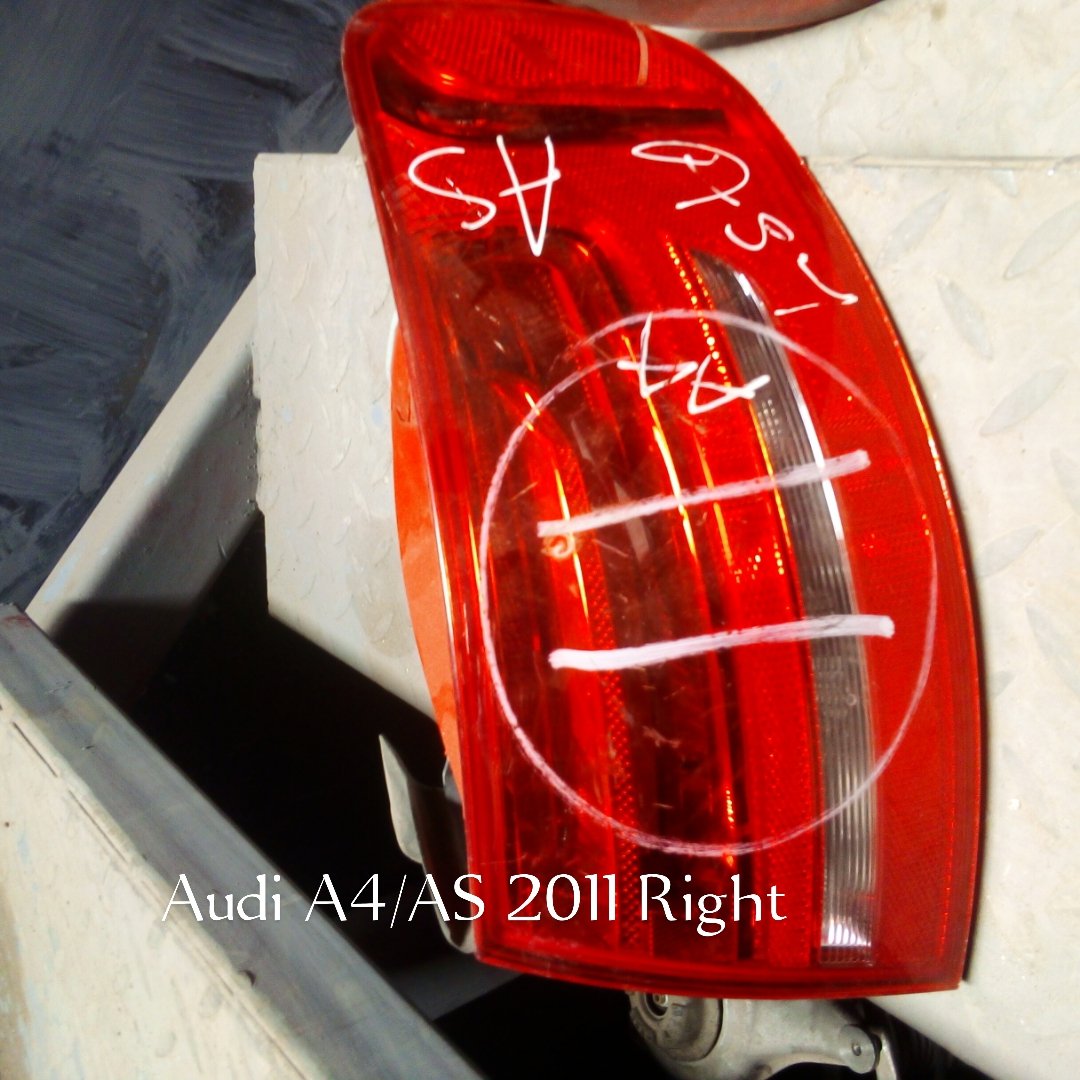 Audi A4/a5 Rear Tail Light Assembly Right