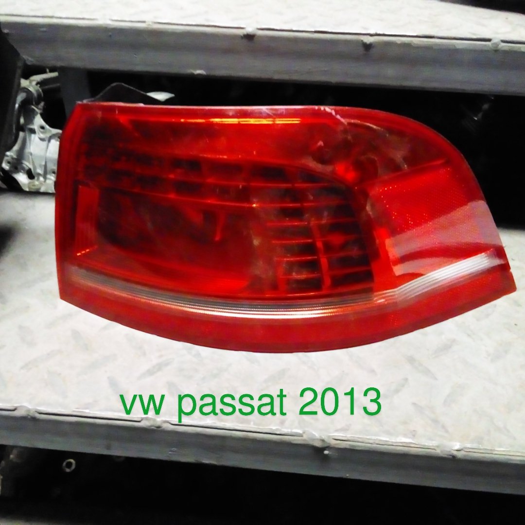 Volkswagen Passat Outer Tail Light Assembly