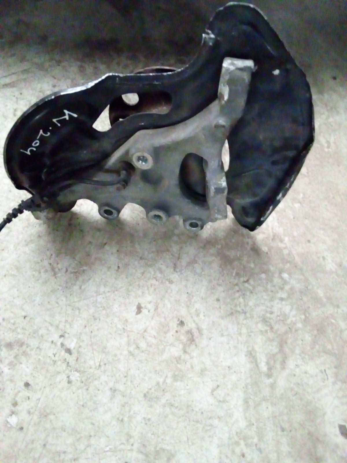 Toyota Front Steering Knuckle And Wheel Hub Assembly