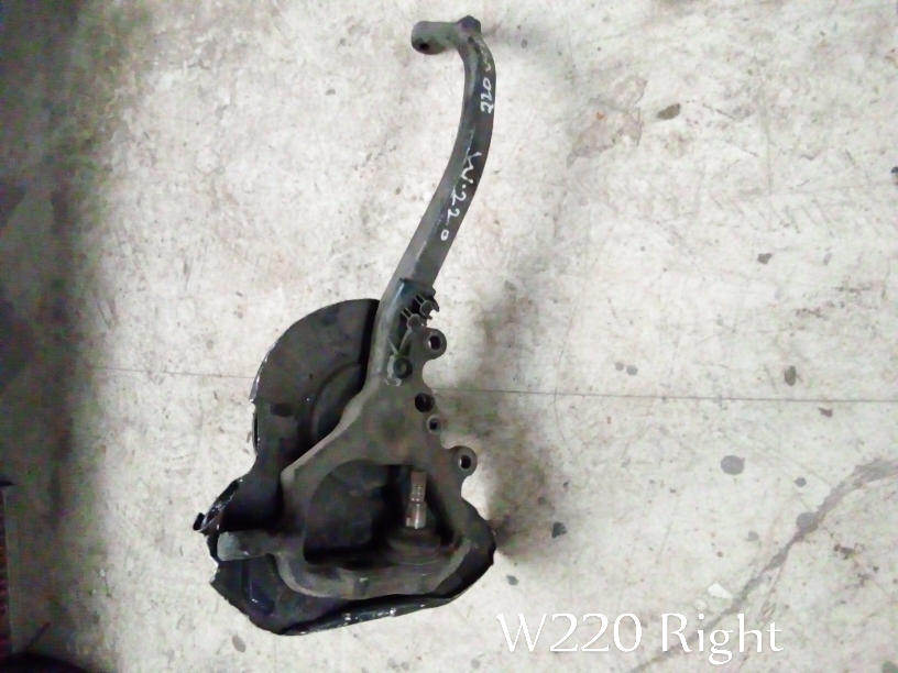 Mercedes Benz W220 Right Front Steering Knuckle and Hub Assembly