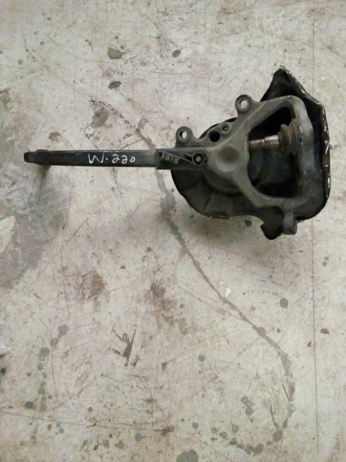 Mercedes Benz W220 Front Suspension Knuckle with Control Arm