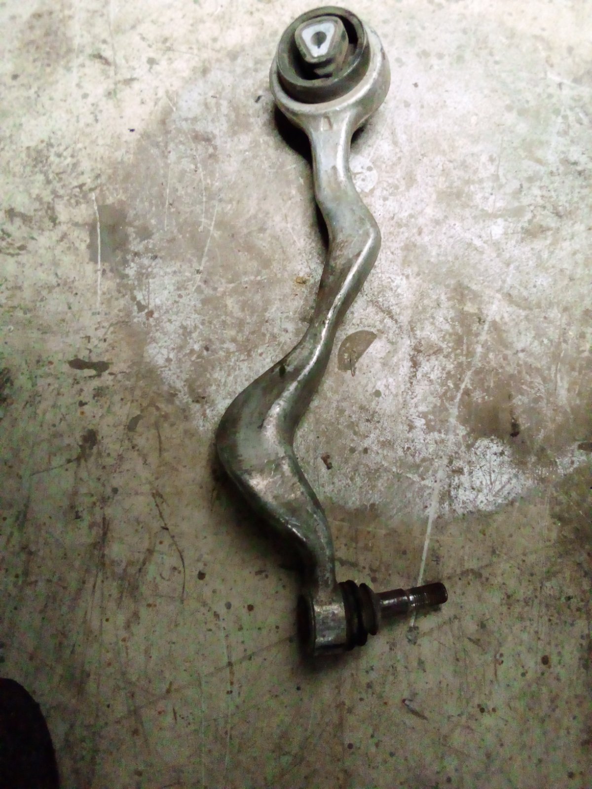 Mercedes Benz Front Suspension Control Arm