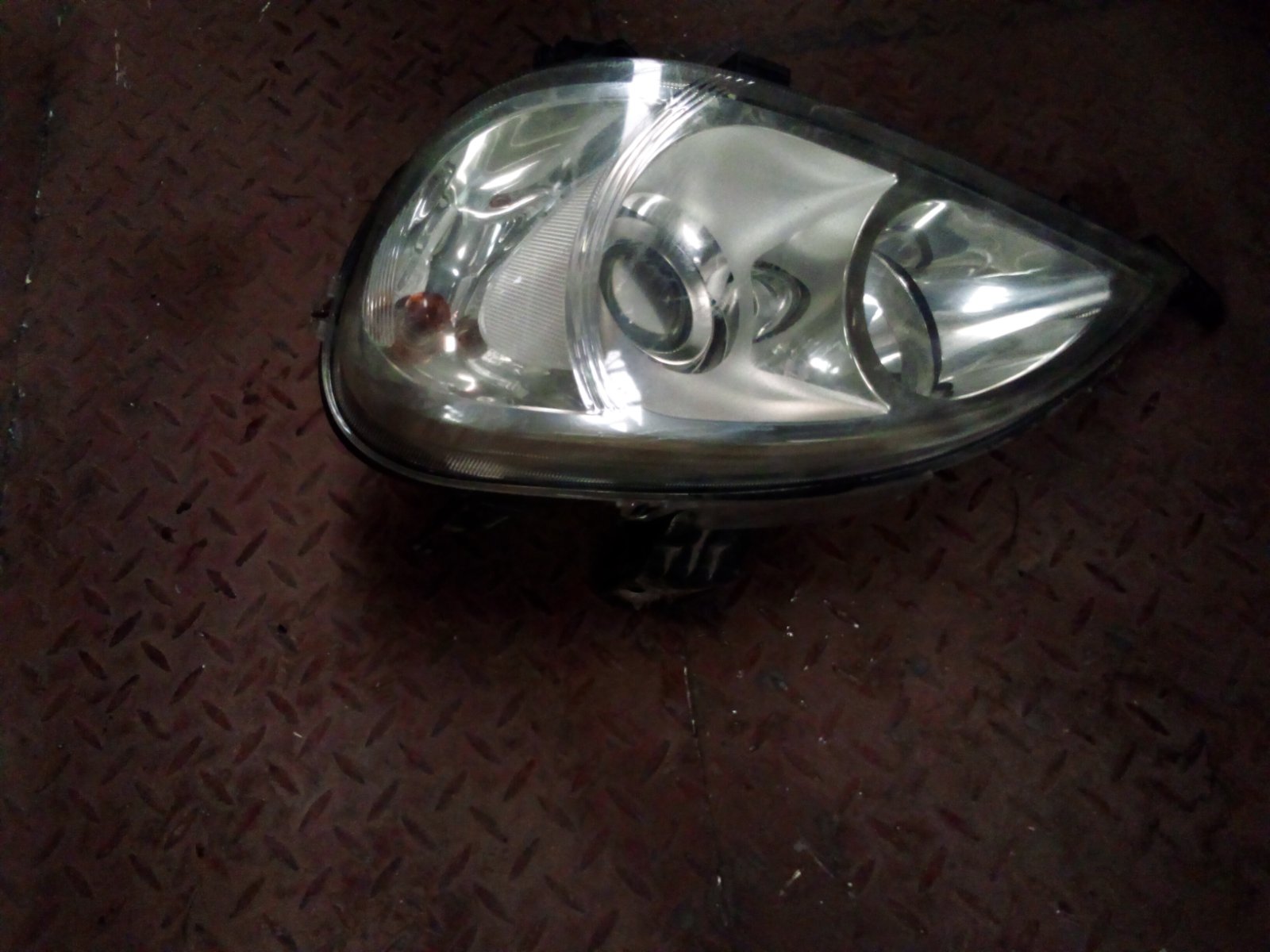 Porsche Cayenne Front Headlight
