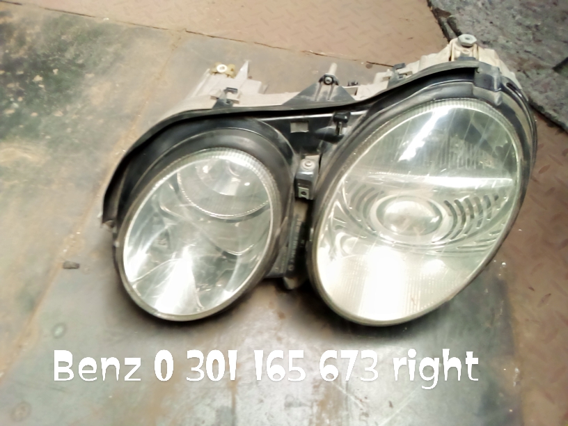 Mercedes Benz W210 E-Class Right Headlight