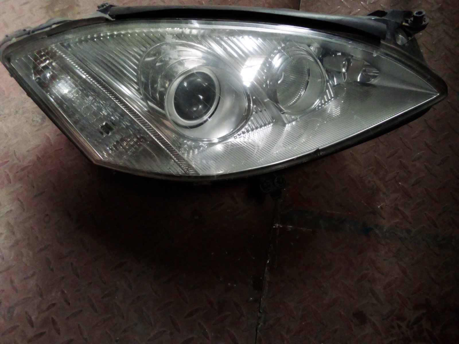 Mercedes Benz Headlight Assembly