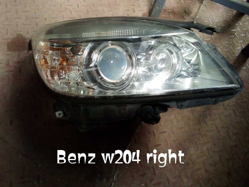 Mercedes Benz W204 Right Headlight
