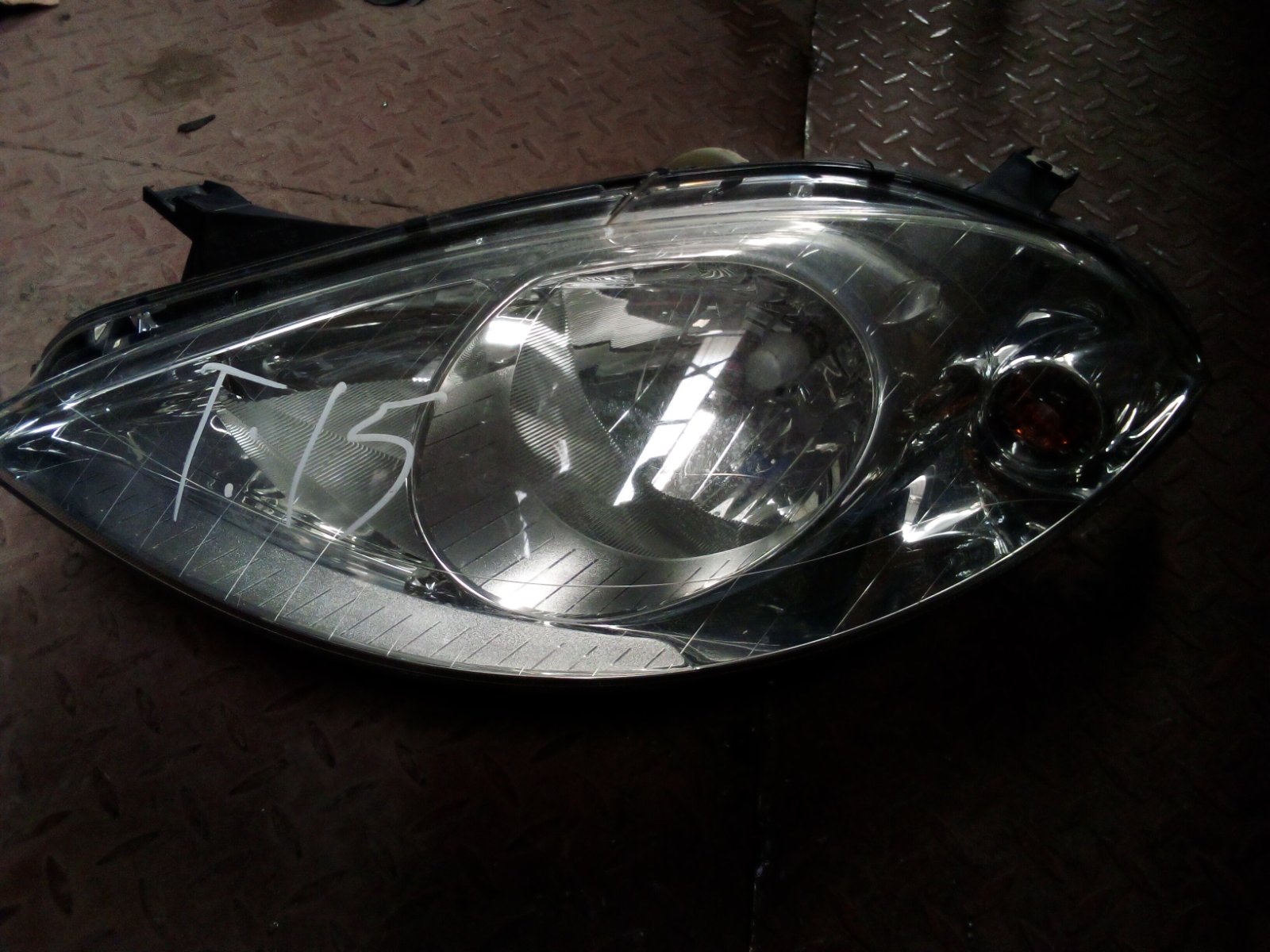 Toyota Yaris Front Headlight Assembly