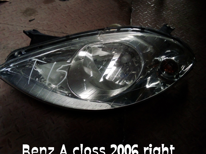 Mercedes-Benz A-class Right Headlight Assembly