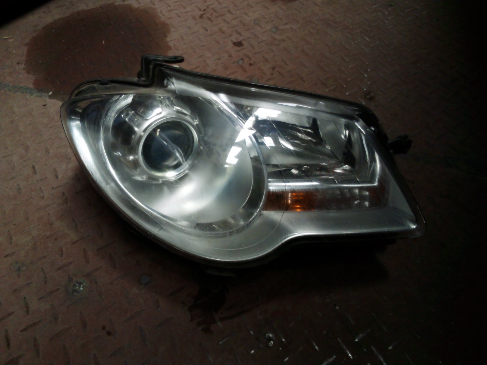 Volkswagen Headlight Assembly