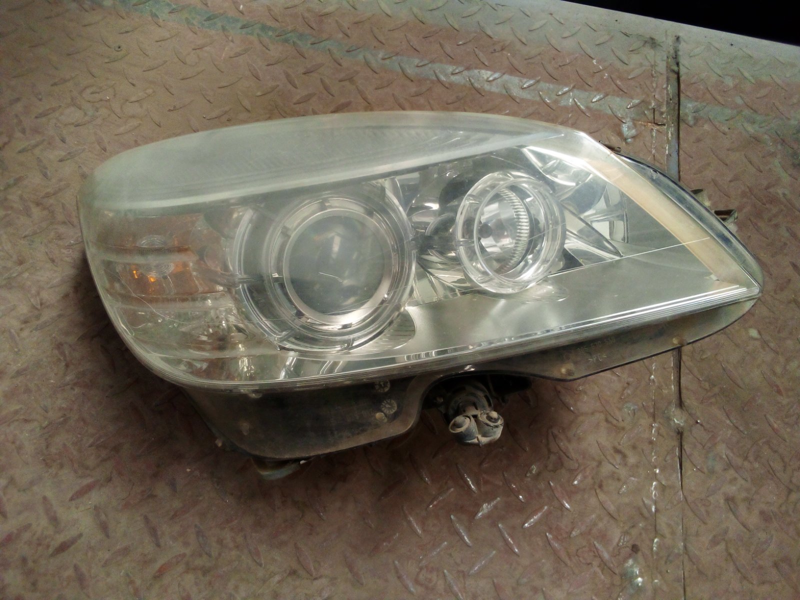 BMW E60 Front Headlight Assembly