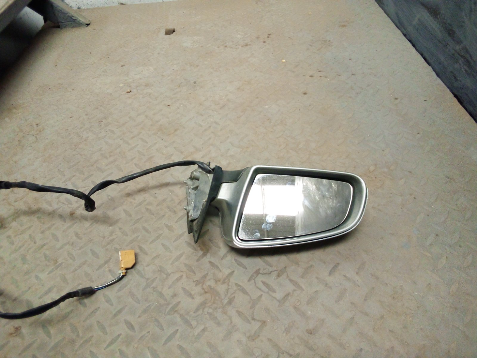 Auto Spare Part #DULK1