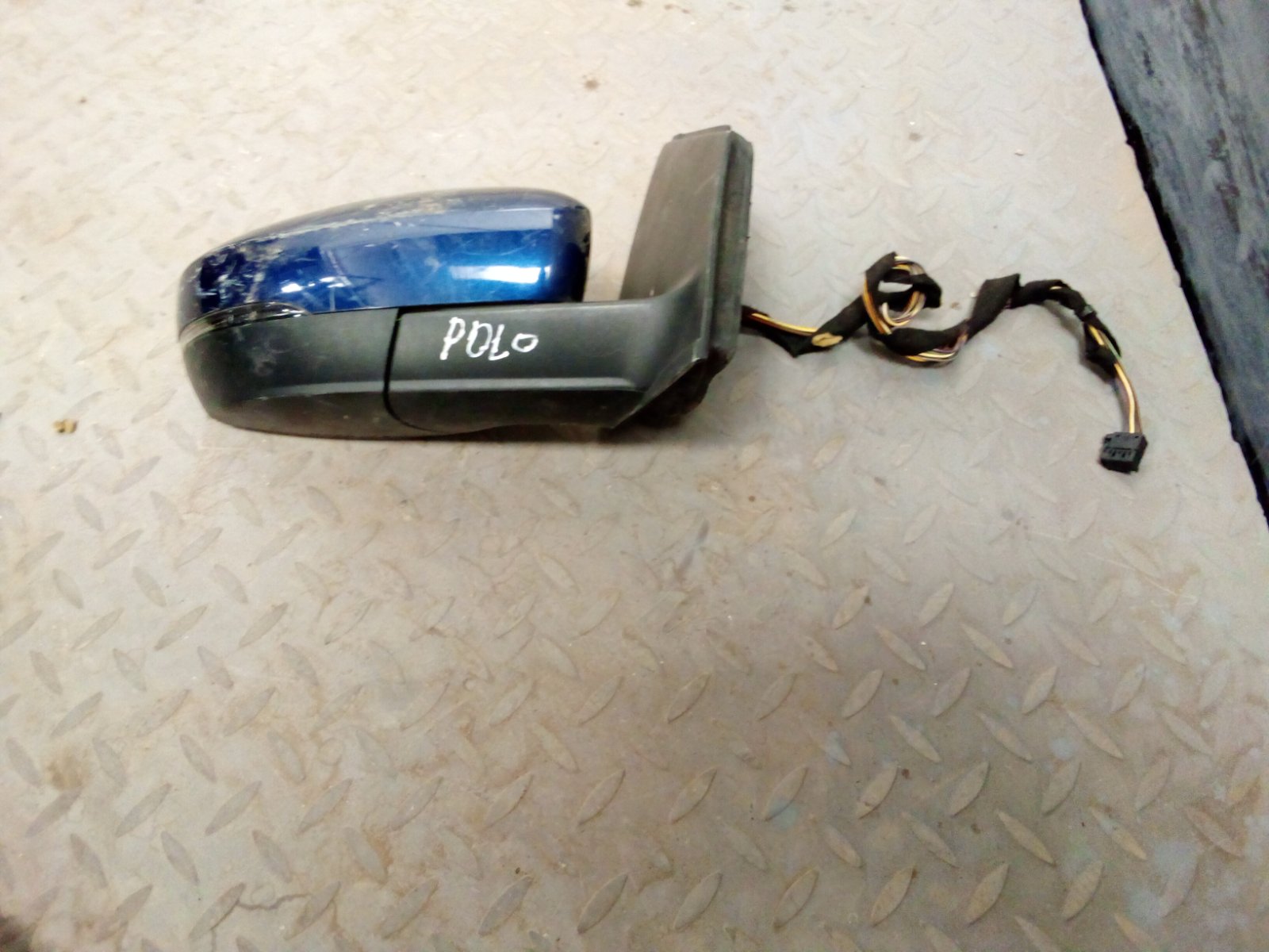 Volkswagen Polo Side View Mirror Assembly