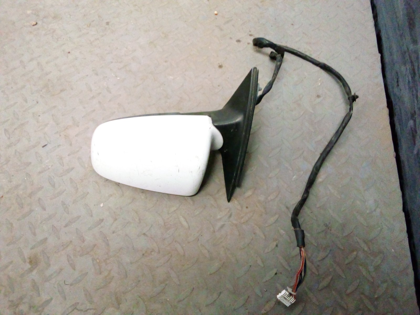 Toyota Ex-Japan Power Side Mirror Assembly