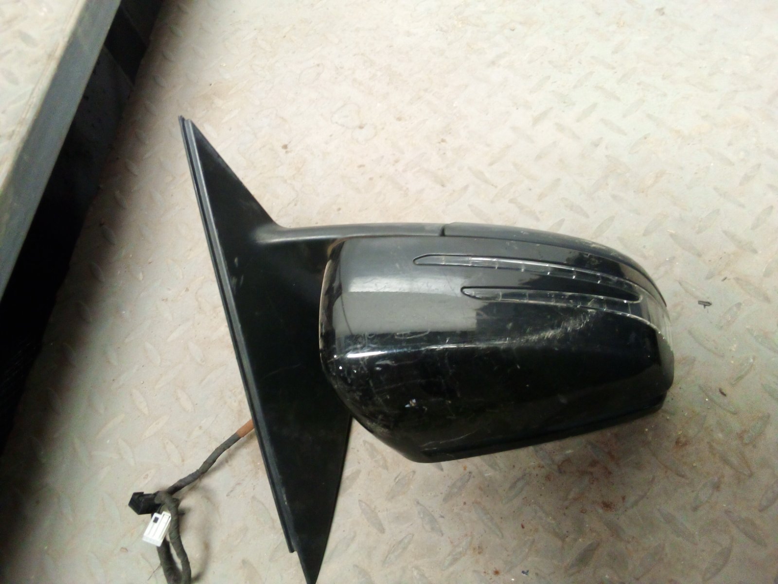 Mercedes Benz C-Class W204 Side Mirror Assembly with Indicator
