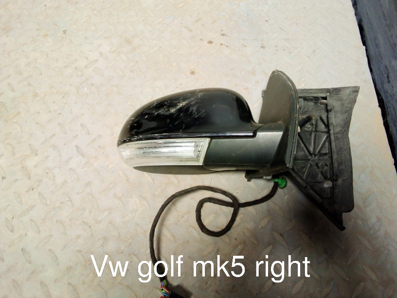 Volkswagen Golf MK5 Right Side Door Mirror with Indicator