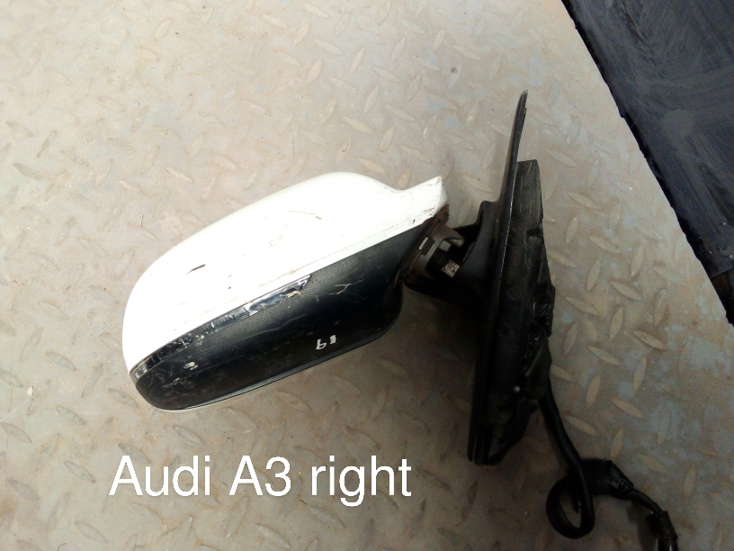 Audi A3 Right Side Door Mirror Assembly