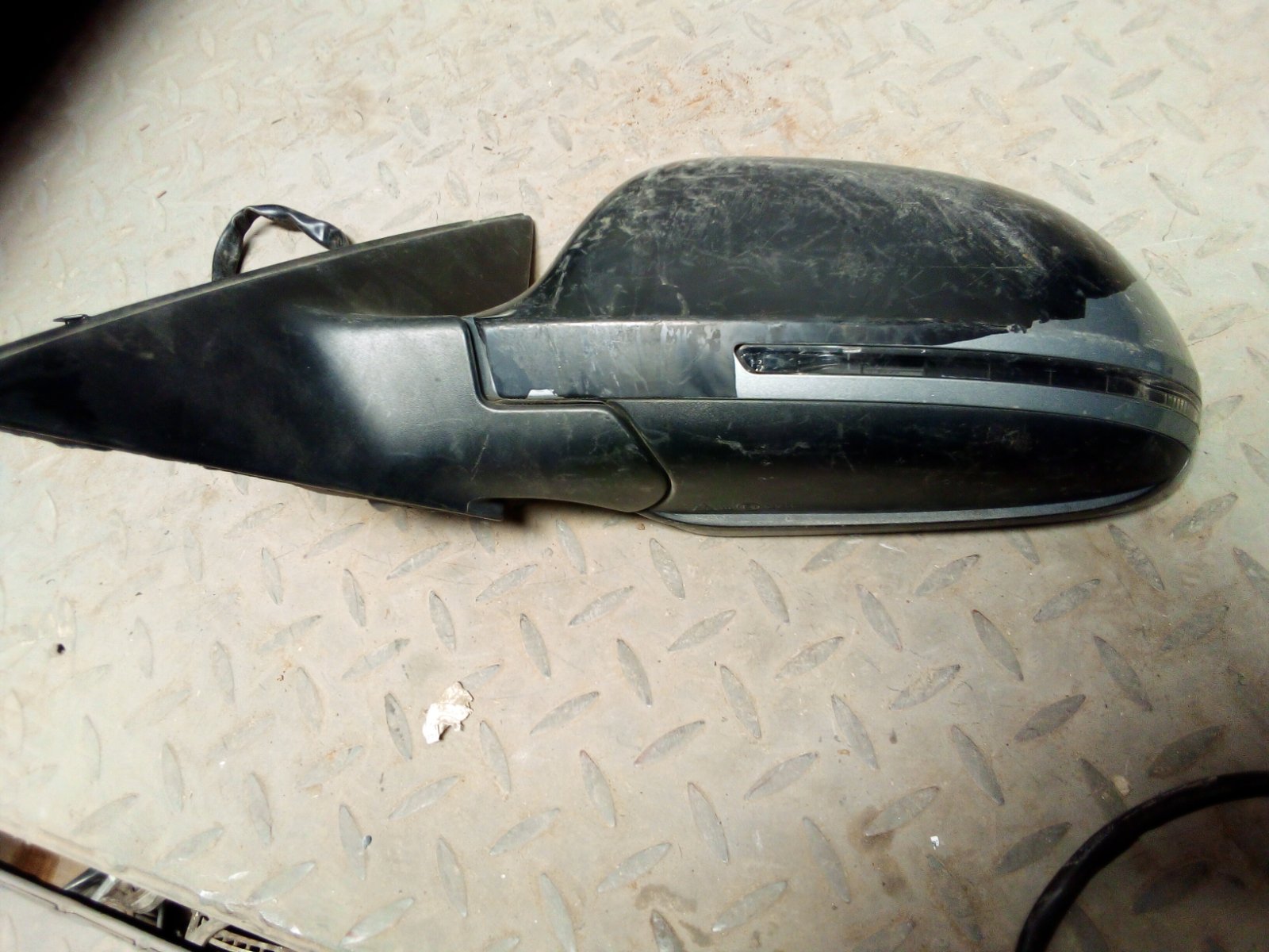 Mercedes Benz C-Class W204 Side Mirror Assembly with Indicator