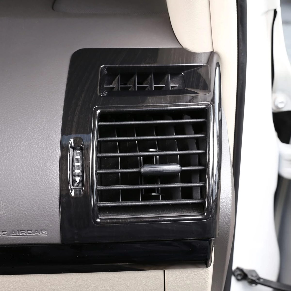 Toyota Land Cruiser Prado 150 (FJ150 / LC150) Dashboard AC Vent Cover / Trim Assembly