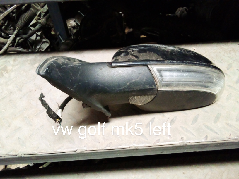 Volkswagen Golf MK5 Left Side Door Mirror Assembly