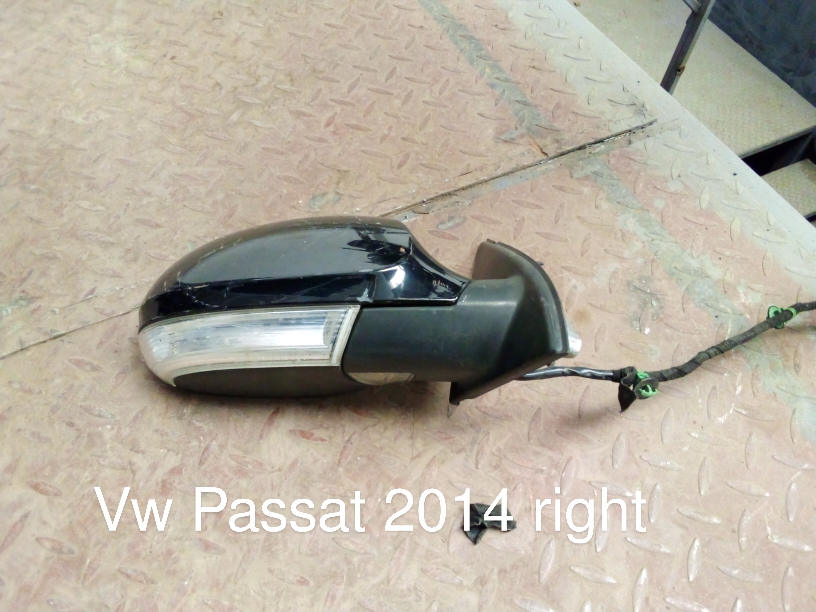 Volkswagen Passat 2014 Right Side Door Mirror