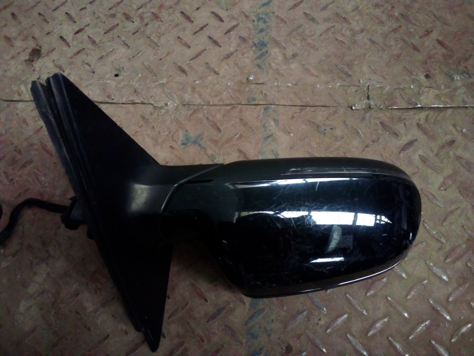 Toyota Side Mirror Assembly with Integrated Indicator