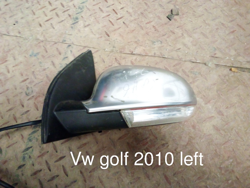 Volkswagen Golf 2010 Left Side Door Mirror Assembly