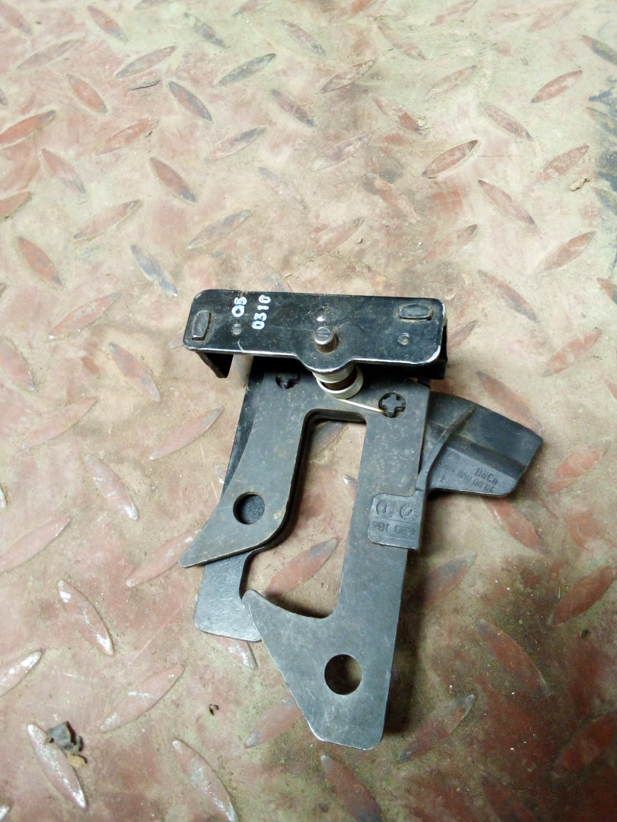 Mercedes Benz Bonnet Hood Latch Lock Mechanism