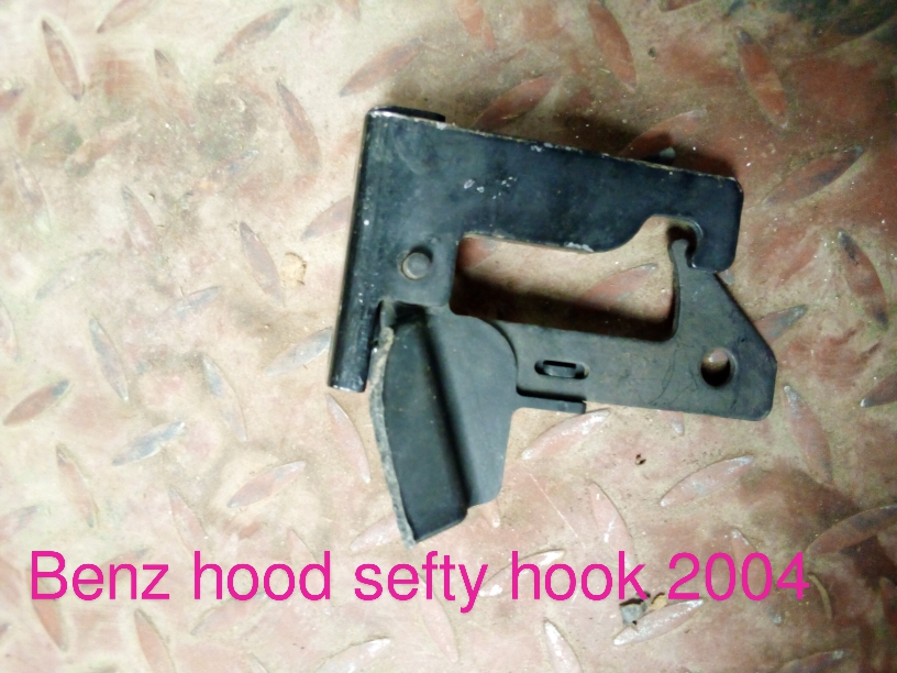 Mercedes Benz 2004 Hood Safety Latch Hook