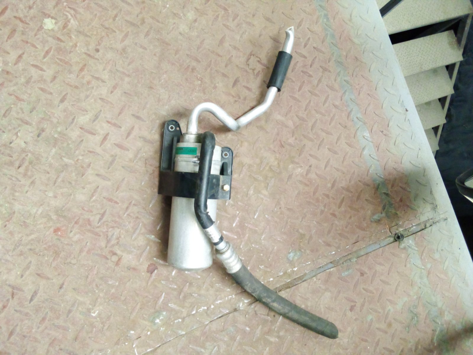 Audi A/C Receiver Drier with Integrated Lines