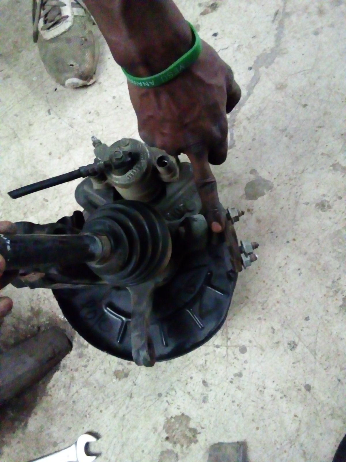 Toyota Steering Knuckle with Brake Caliper and Dust Shield Assembly