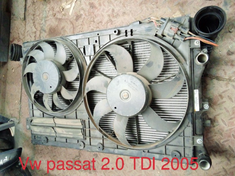 Volkswagen Passat 2.0 TDI Radiator Cooling Fan Assembly