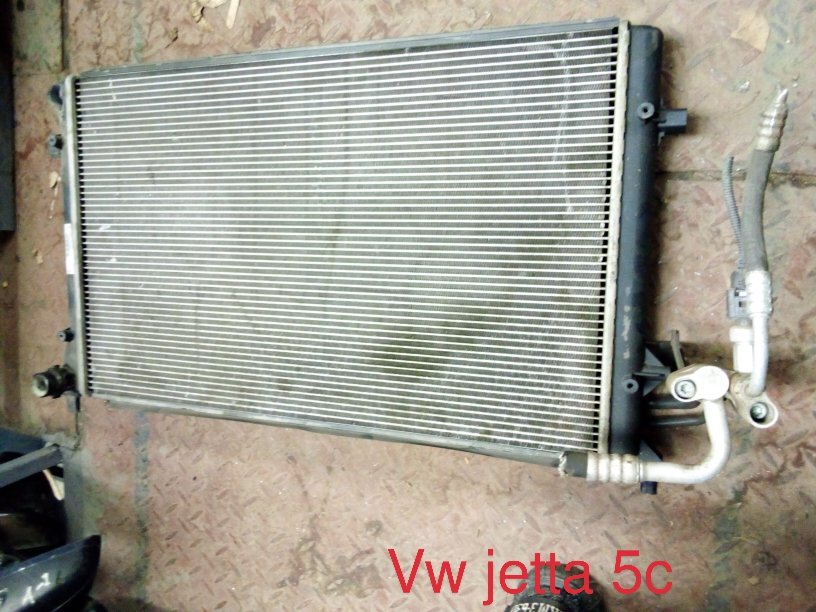 Volkswagen Jetta 5C AC Condenser