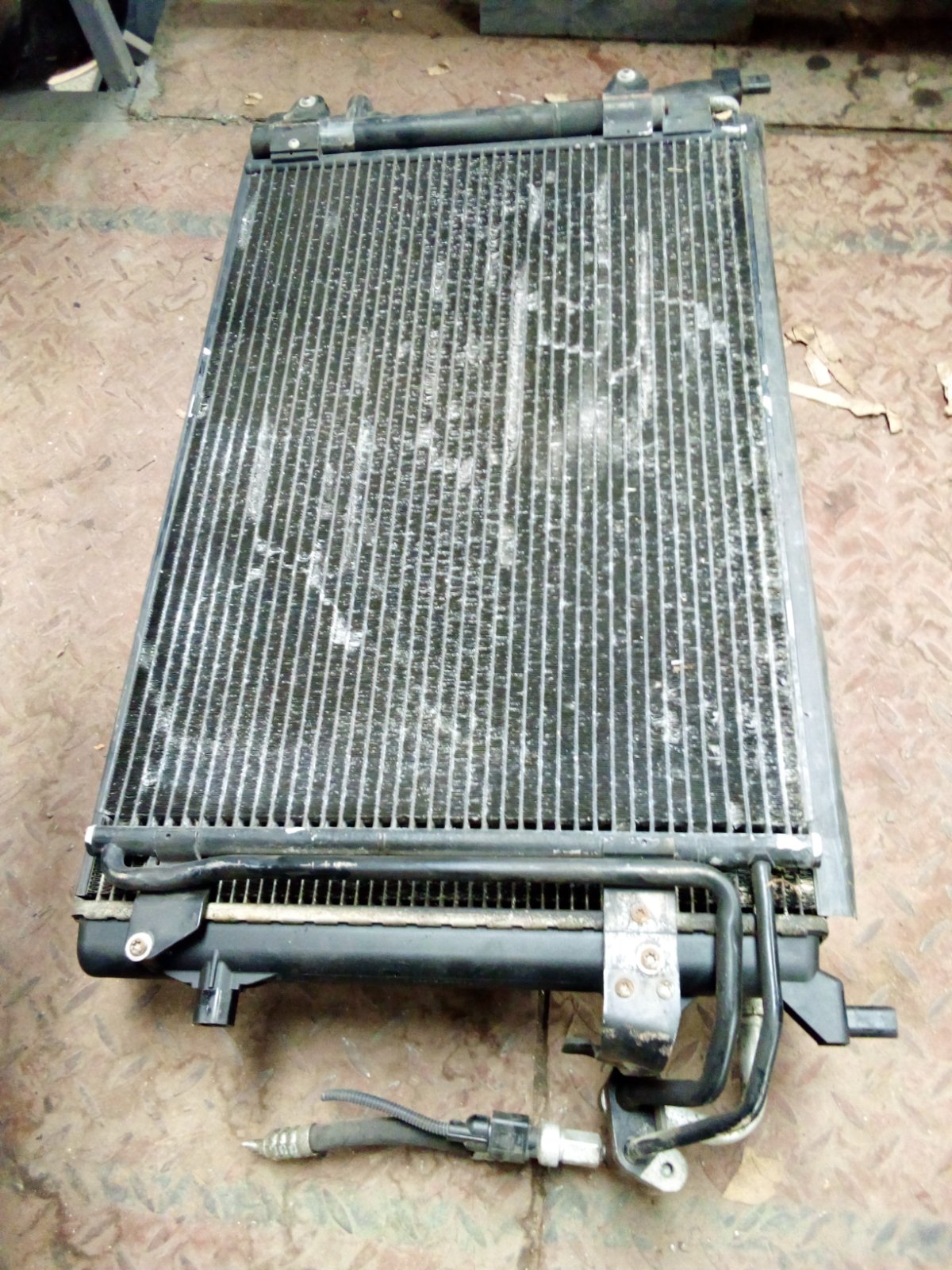 Toyota Automotive Air Conditioning Condenser with Receiver Drier