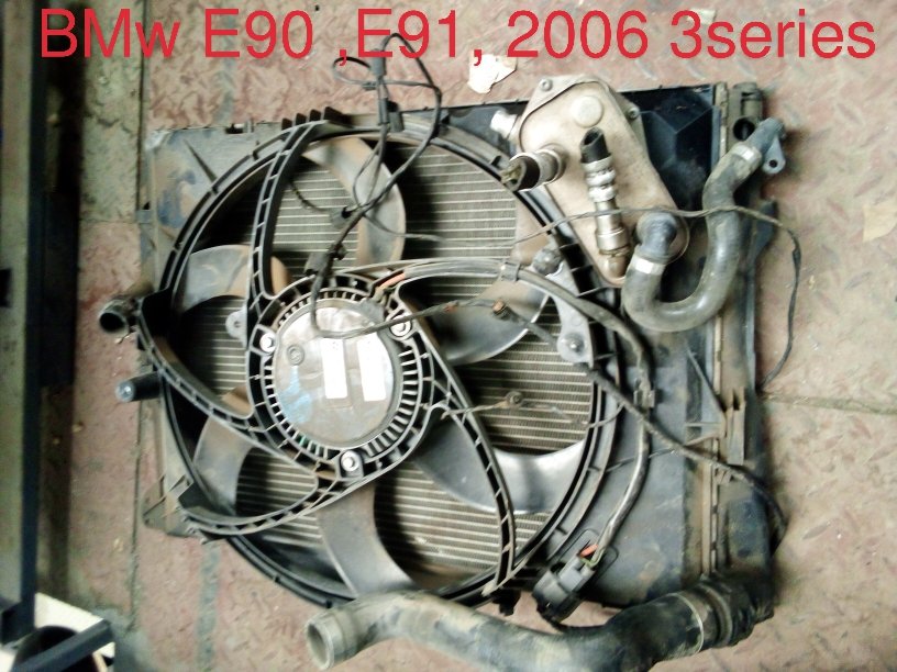 BMW E90 E91 3 Series Engine Cooling Radiator with Fan Shroud Assembly