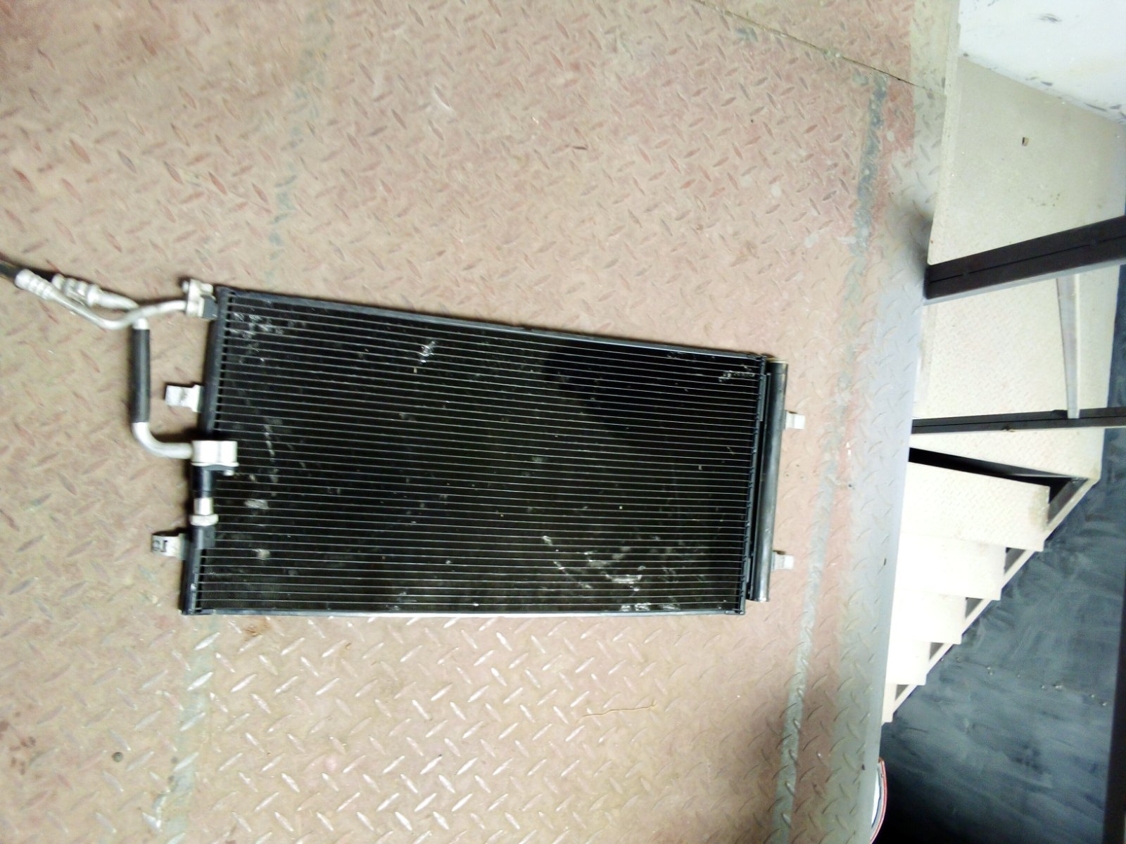 Universal Automotive Air Conditioning Condenser Unit
