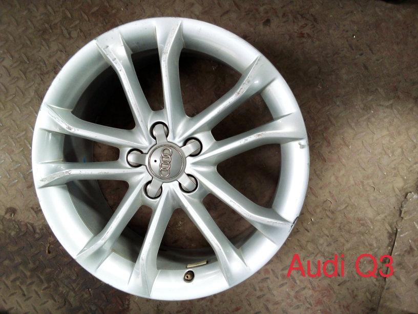 Audi Q3 Original Alloy Wheel Rim