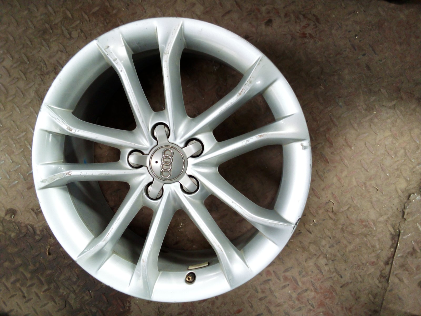 Audi Genuine Alloy Wheel Rim 5-Spoke Silver Finish