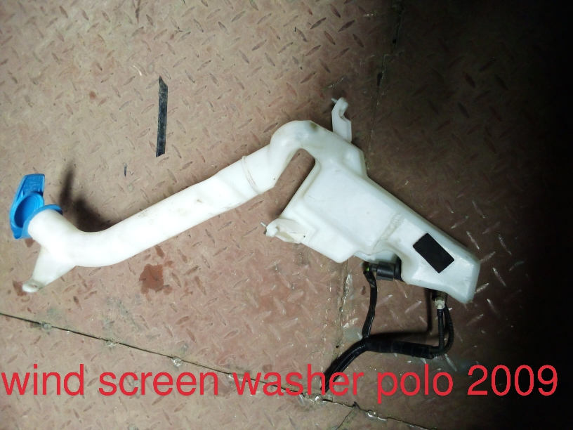 Volkswagen Polo 2009 Windscreen Washer Fluid Reservoir Tank