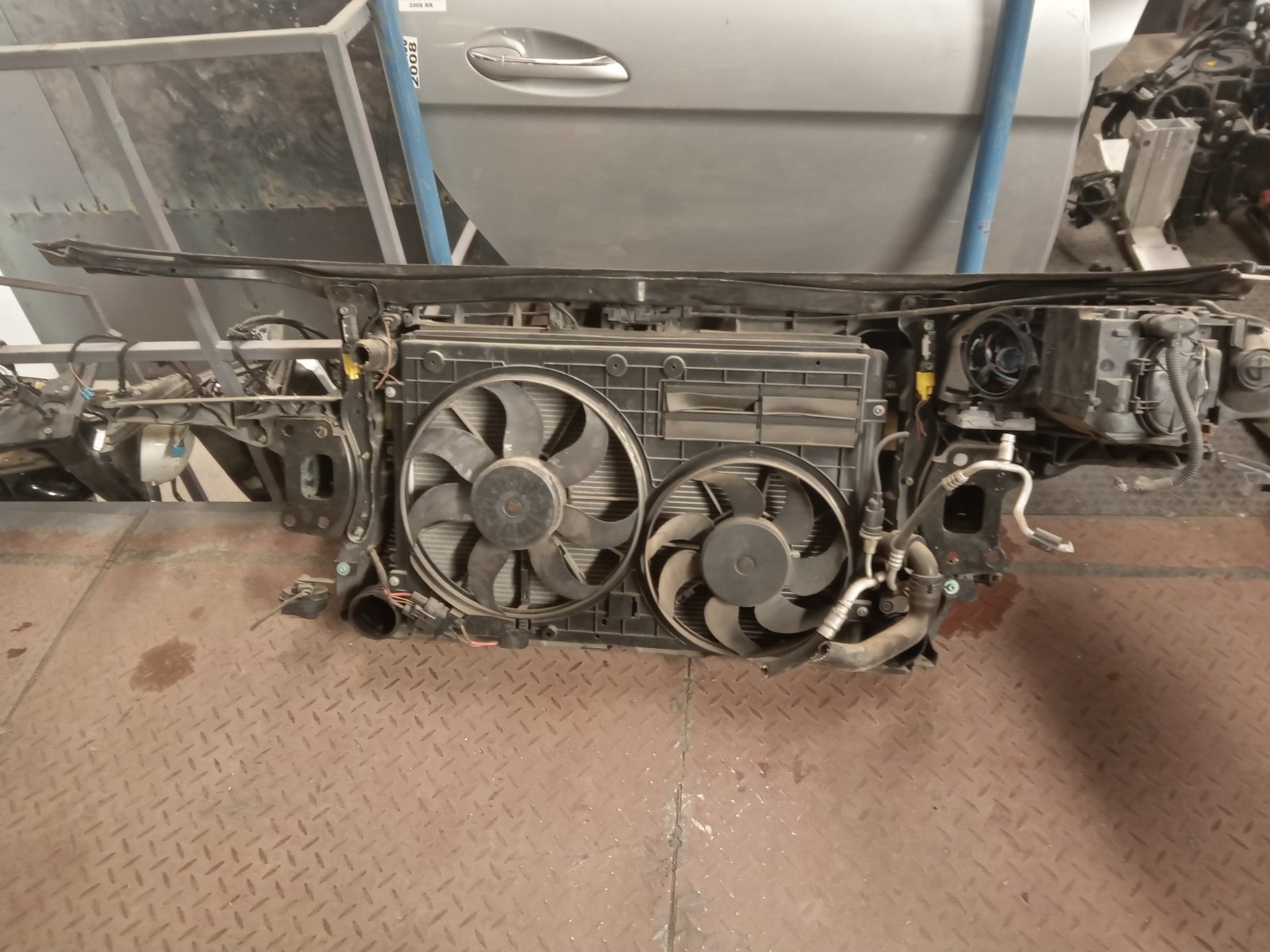 Mercedes Benz C-Class W204 Radiator Support Assembly with Cooling Fans