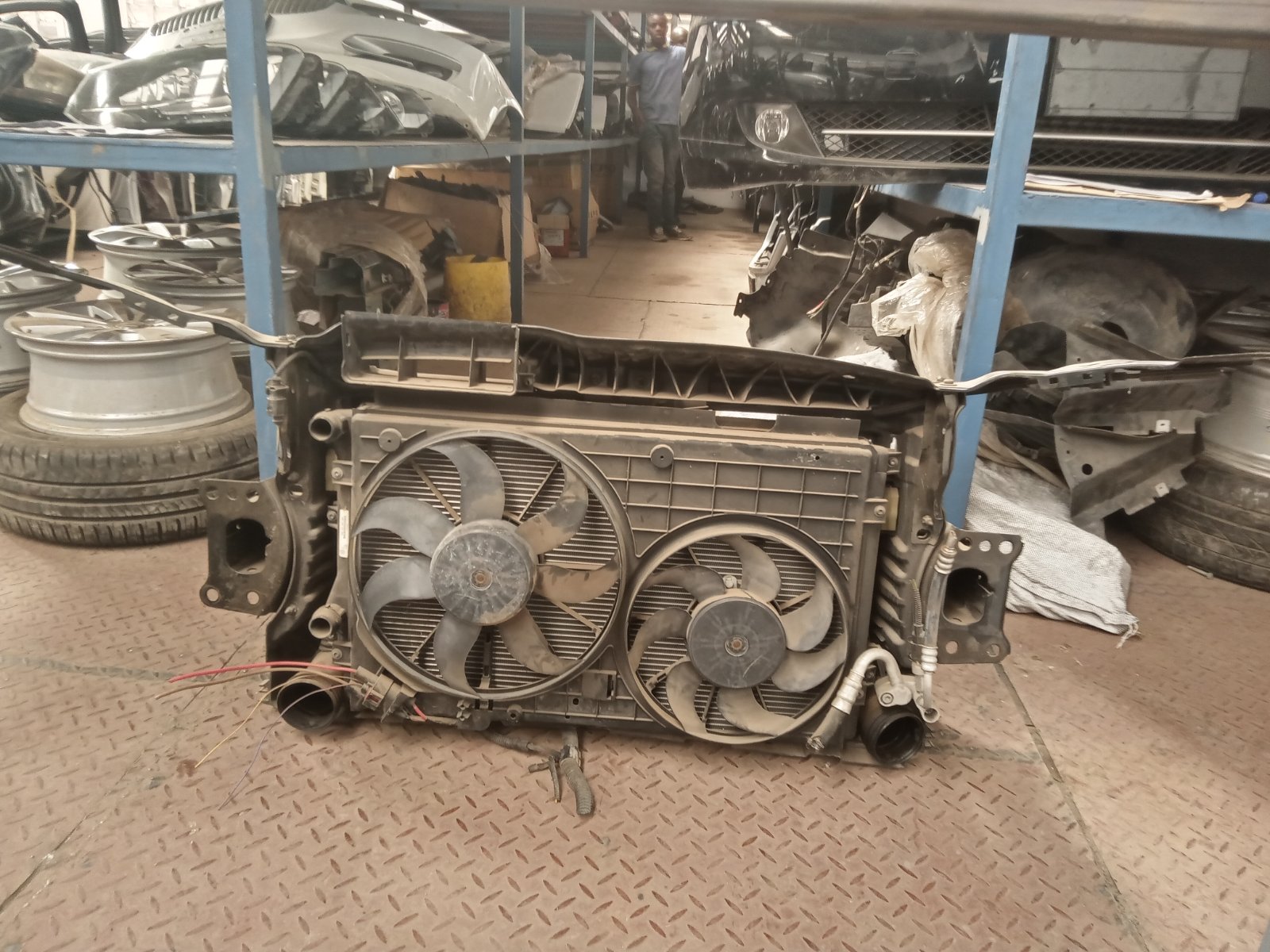 Volkswagen Golf/Jetta MK5/MK6 Radiator Cooling Fan Assembly