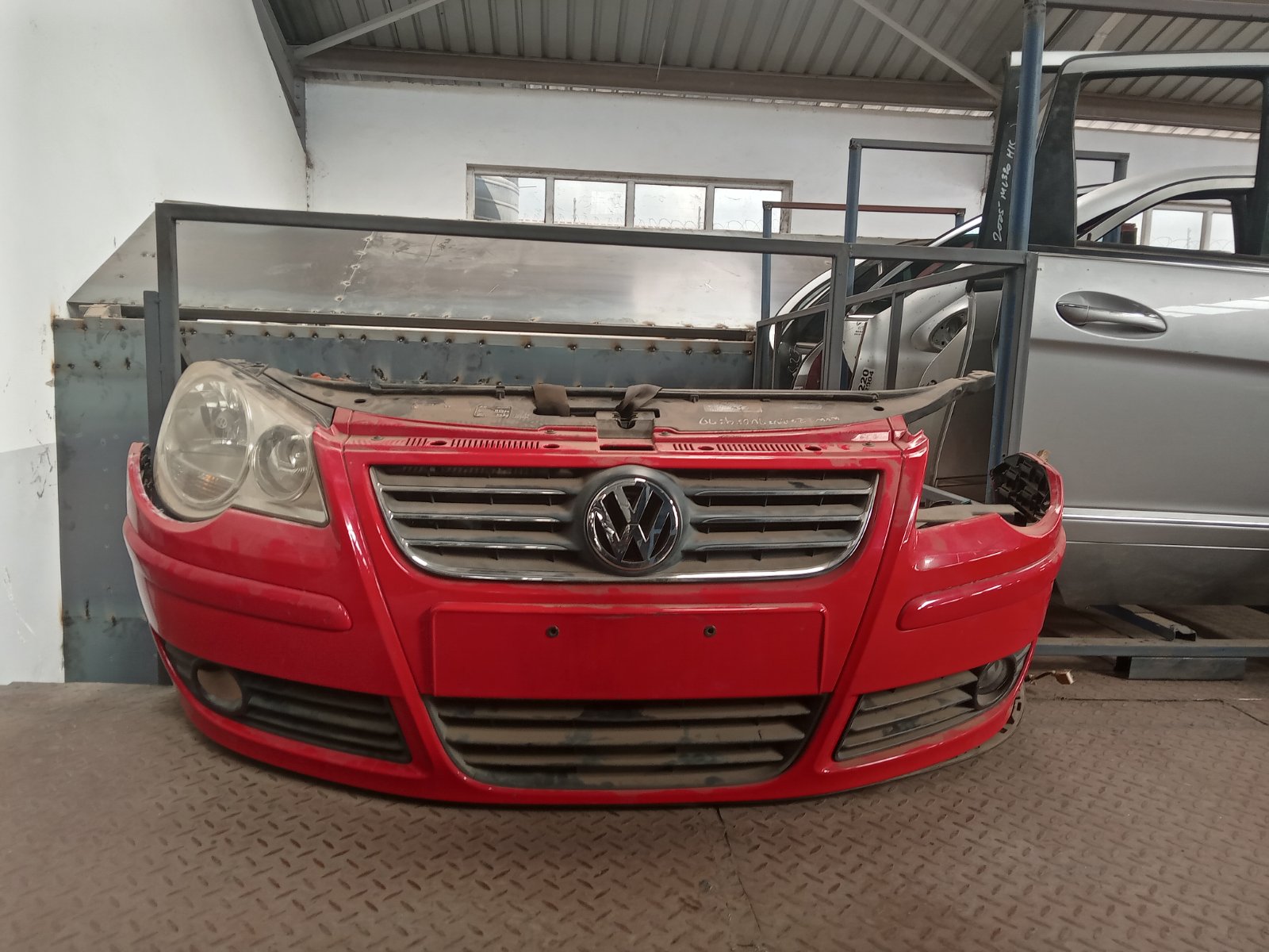 Volkswagen Polo 9N3 Front Bumper Nose Cut Assembly