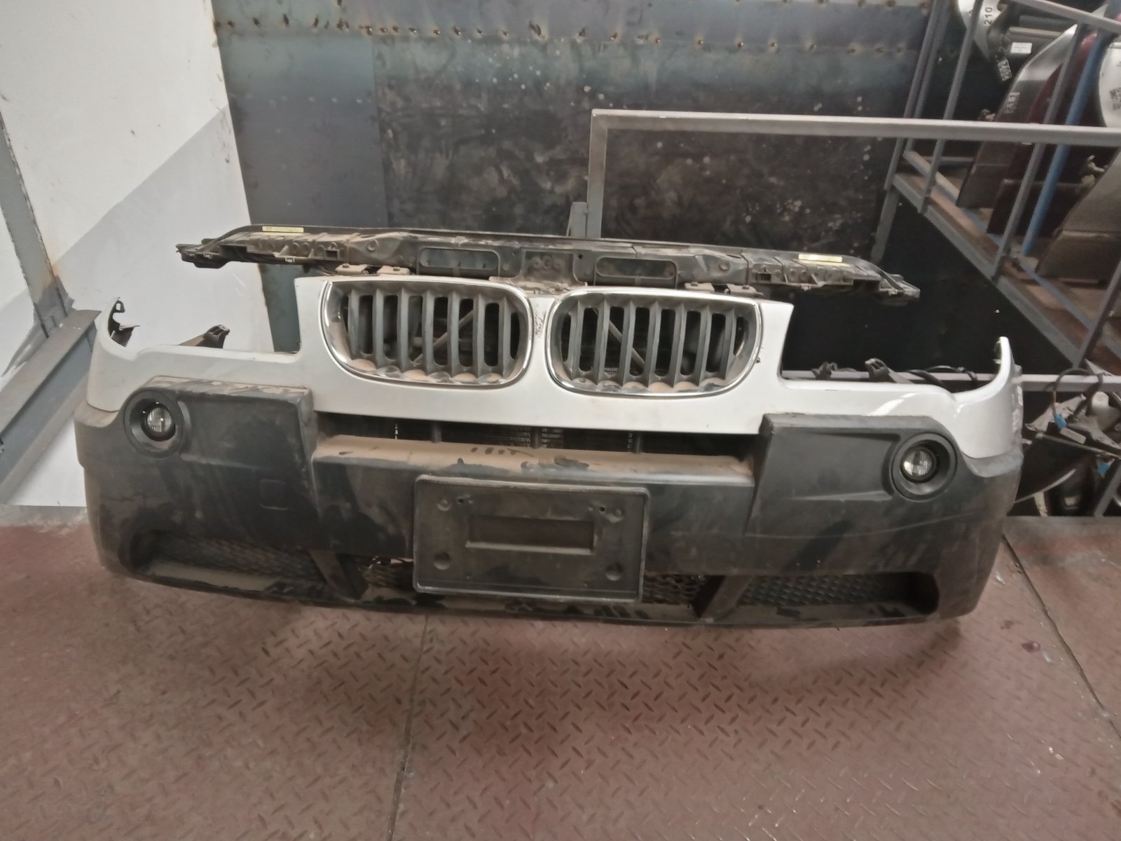 BMW X3 E83 Front Bumper Assembly with Grille