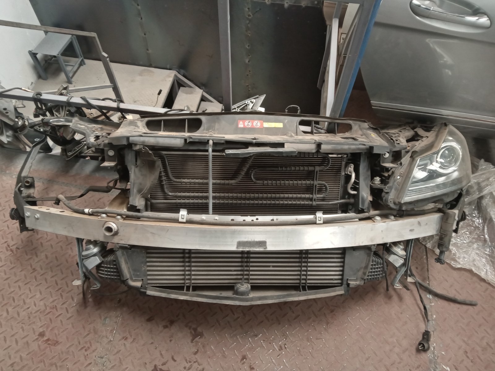Mercedes-Benz W204 C-class Front Core Support Assembly With Radiator And Headlight
