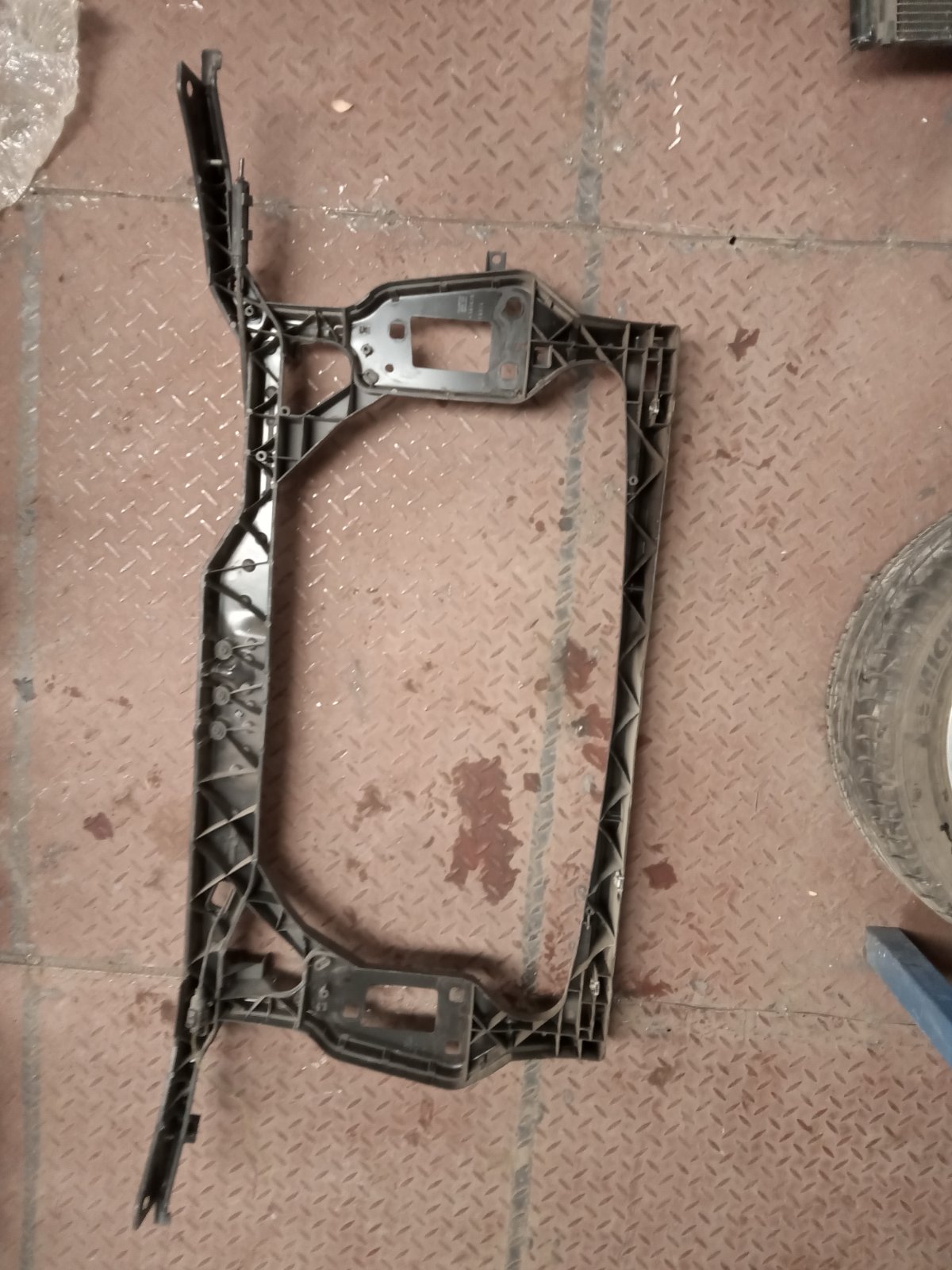 Toyota Hilux Front Radiator Support Core Assembly