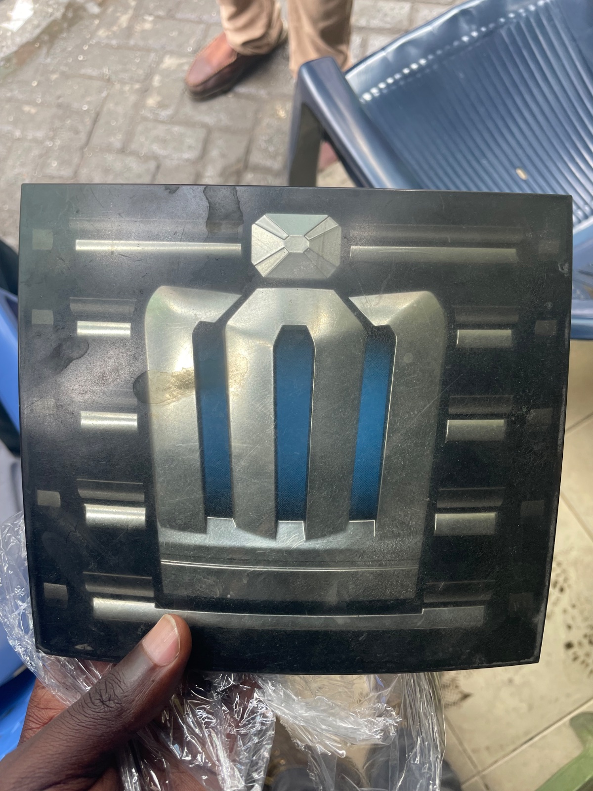 Toyota Crown Grill Emblem