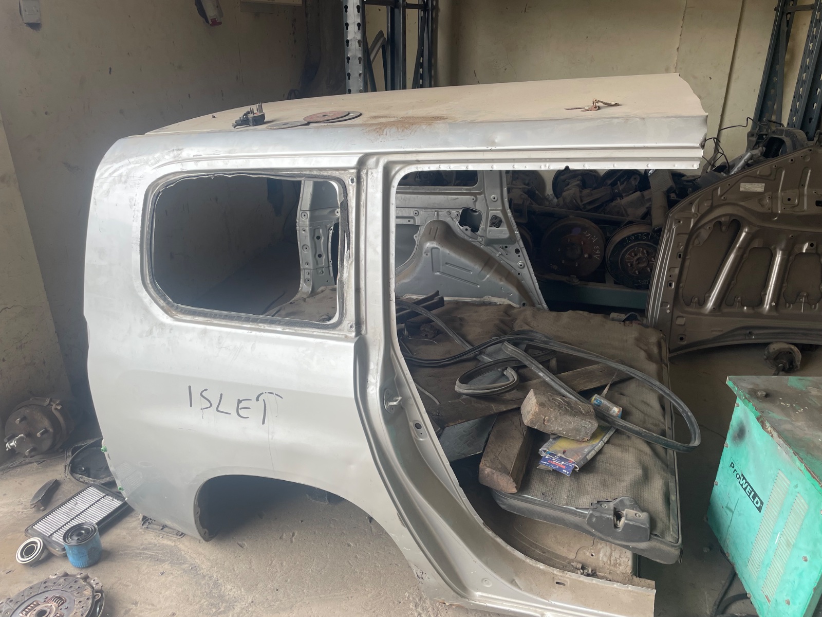 Toyota Prado Cut Body Section