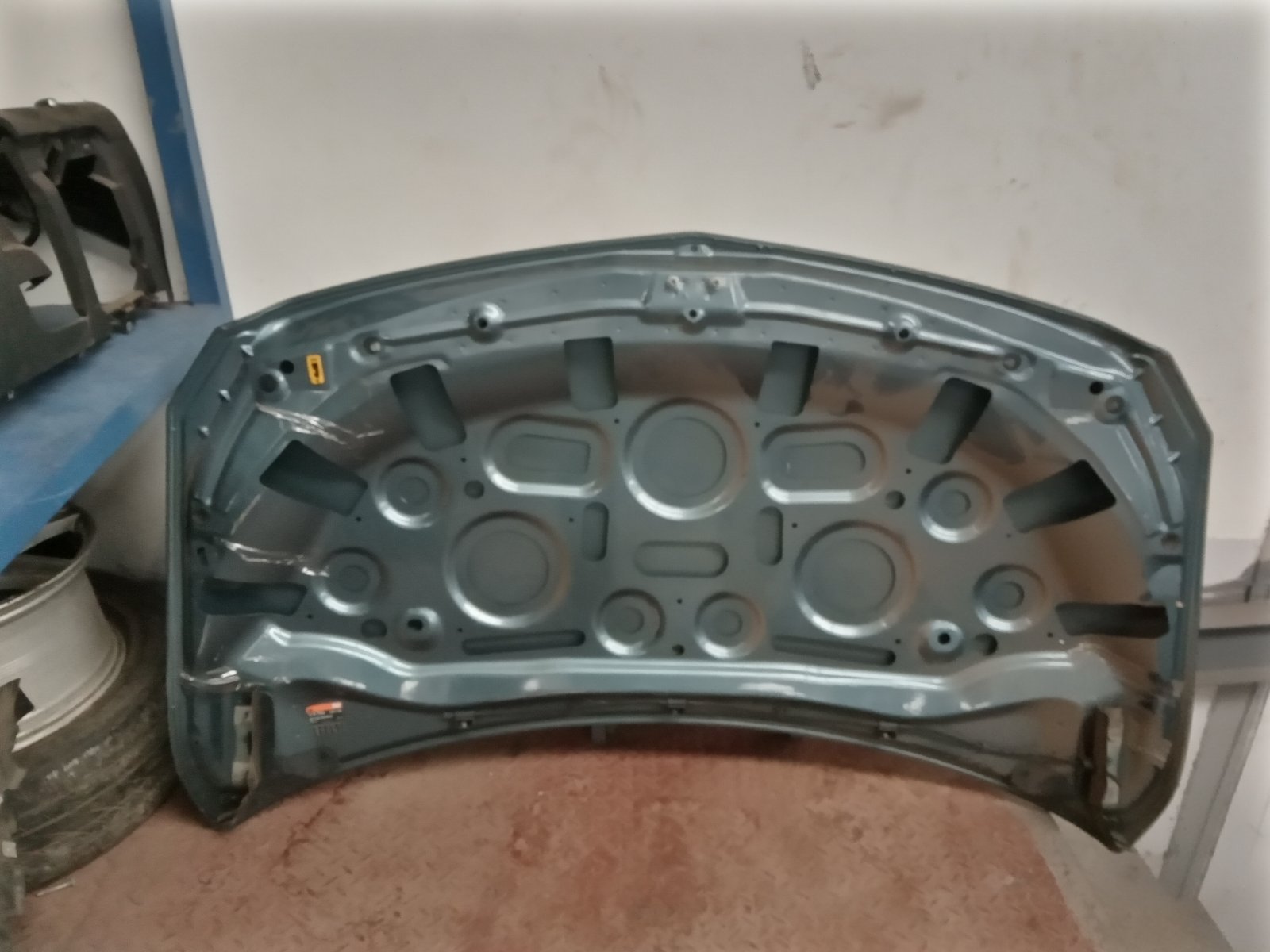 Vehicle Bonnet / Hood Panel