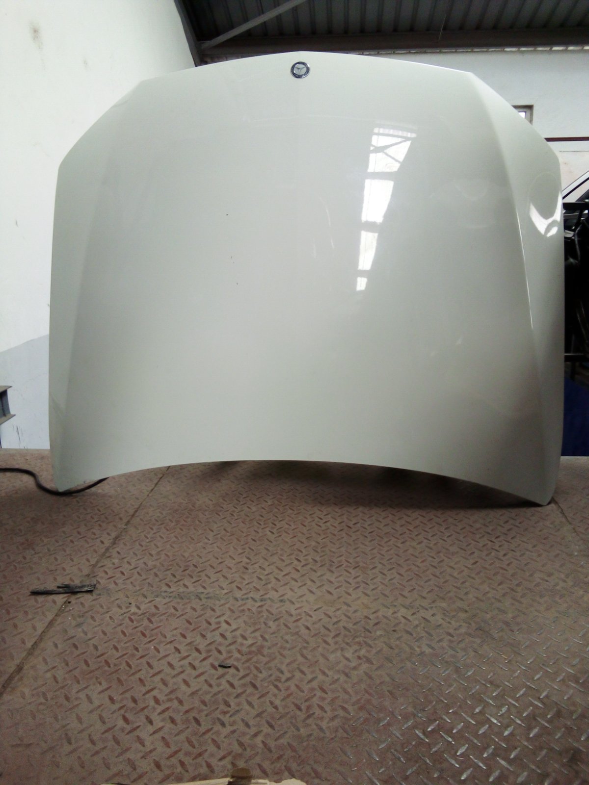 Mercedes Benz Bonnet / Hood
