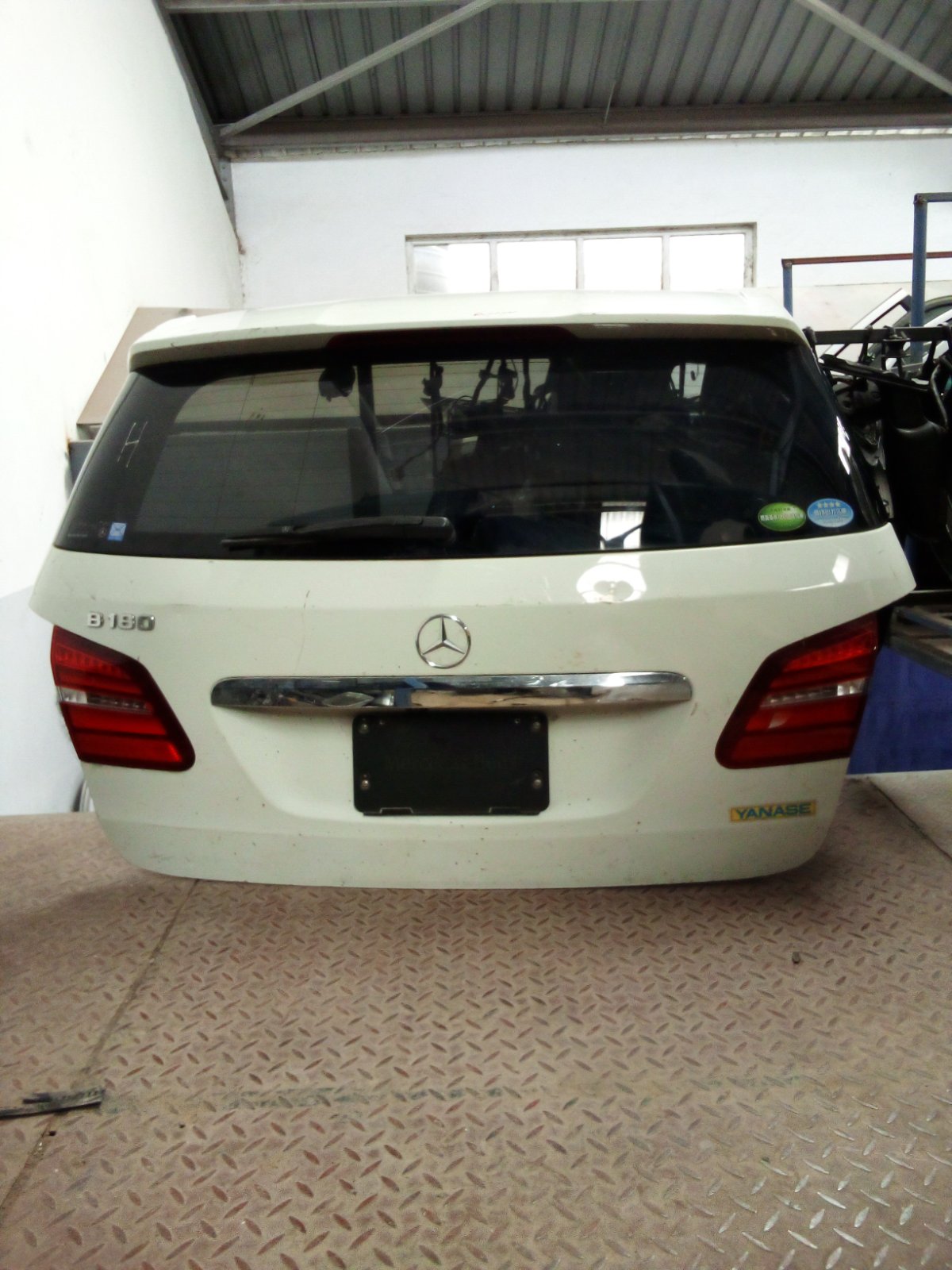 Mercedes Benz B Class Tailgate