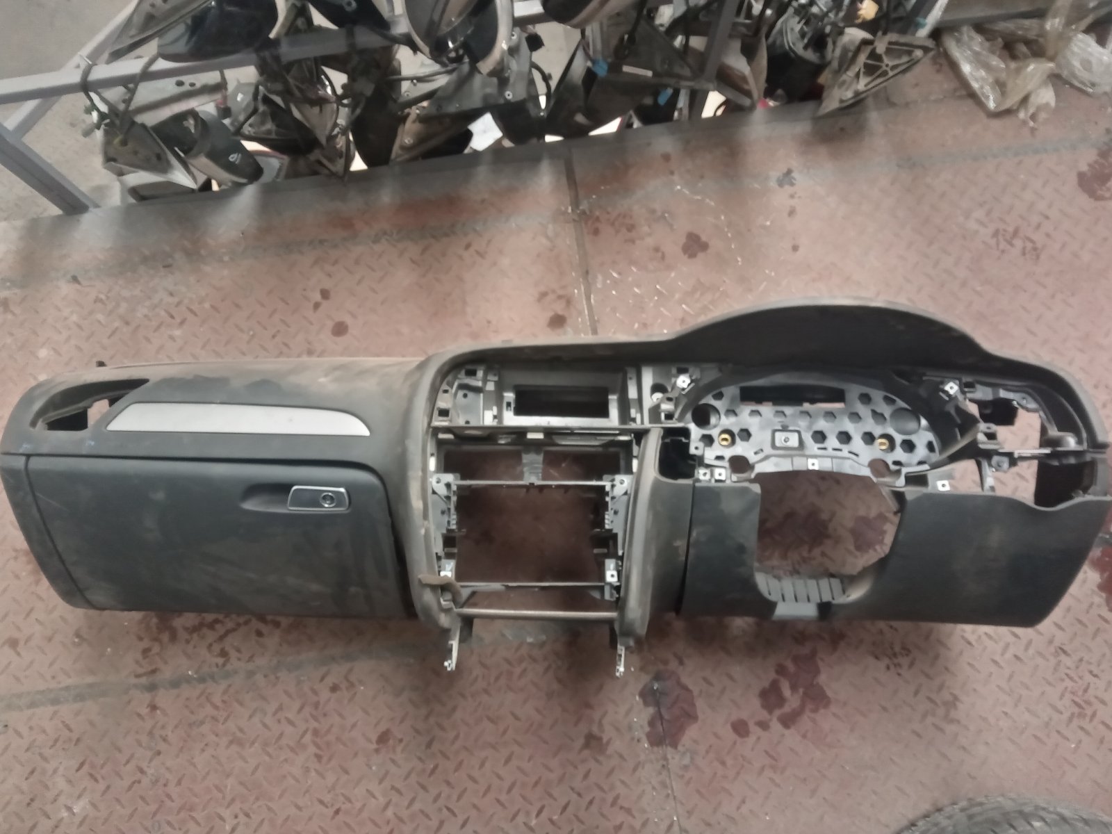 Toyota Hilux Revo Dashboard Assembly